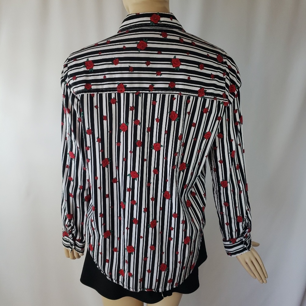 🎄Empyre Havana Rose🎄 Stripe tie front - Picture 8 of 8